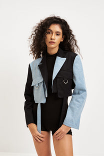 Contrast Chic Blazer with High Waisted Jeans
